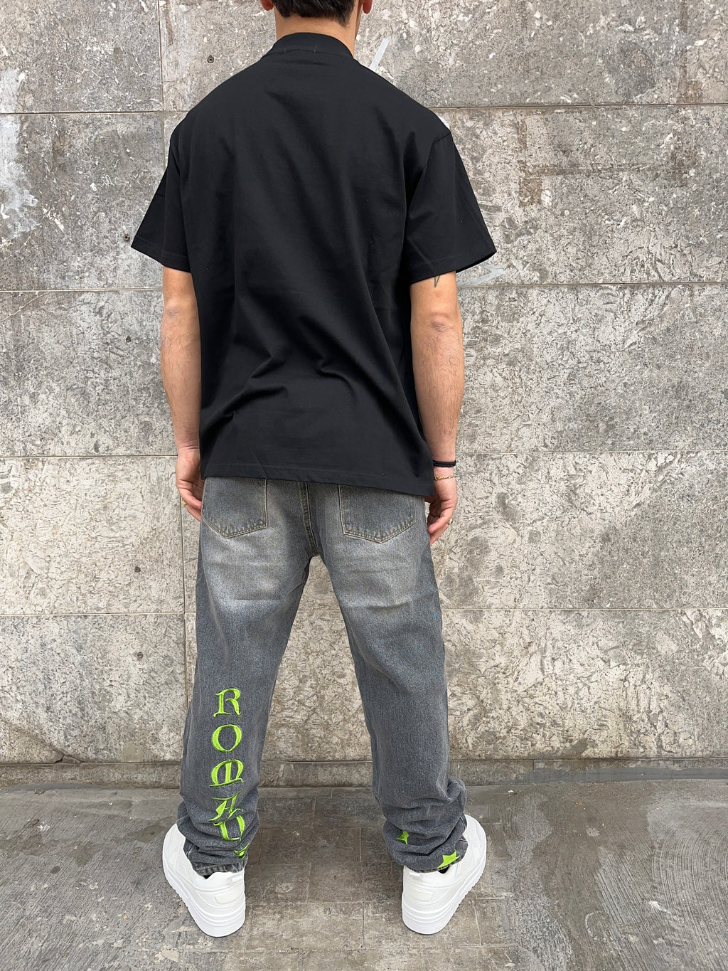 BAGGY