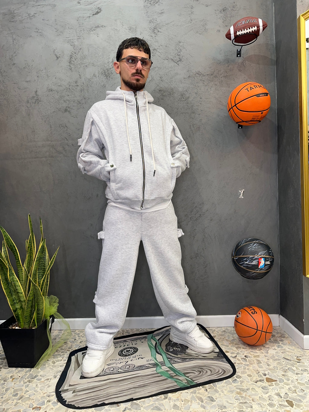 TRACKSUIT