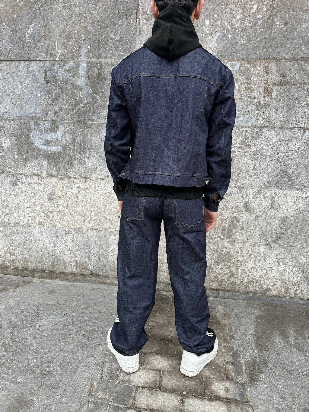 TRACKSUIT